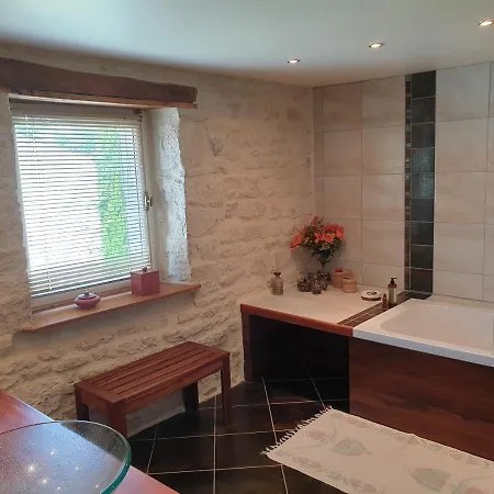 Gæstehus Les Ecuries 3*