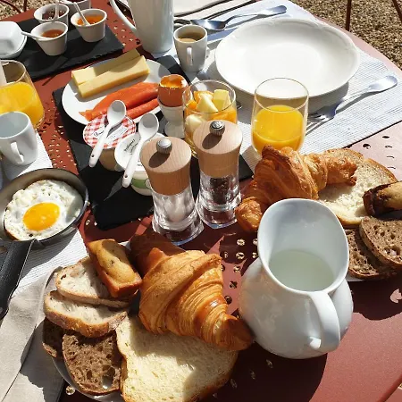 Les Ecuries Gæstehus