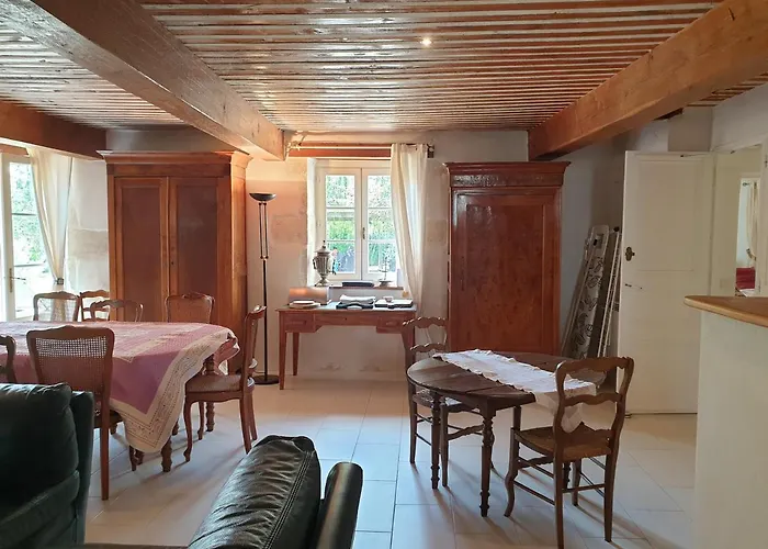 Les Ecuries 招待所