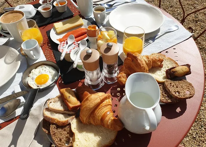 Les Ecuries 招待所